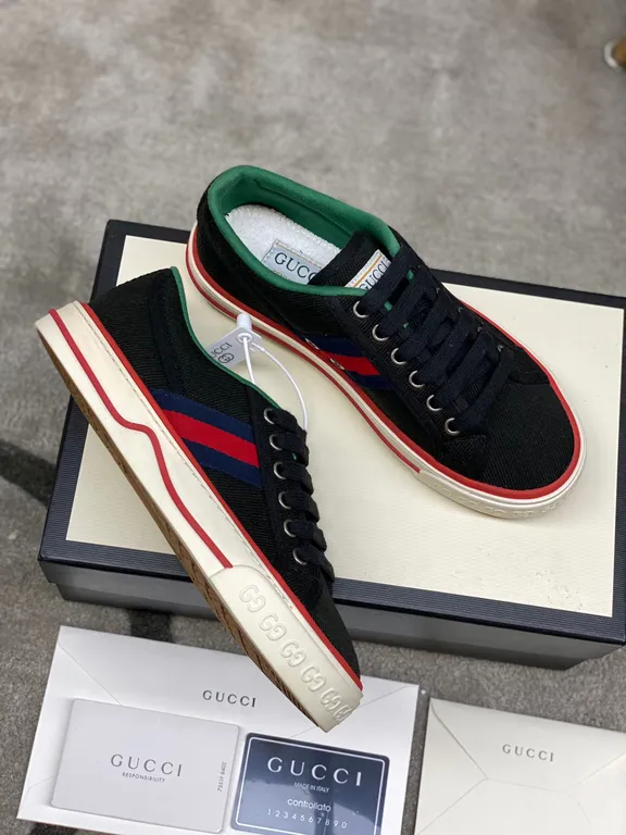 Gucci Shoe 